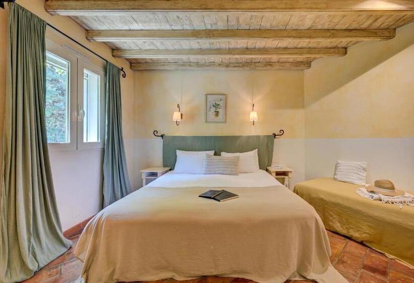 Superior Room, Moulin D Aure