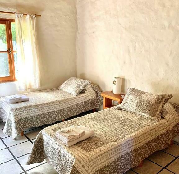 غرفة قياسية ثلاثية, Hostería De Montaña Las Pataguas