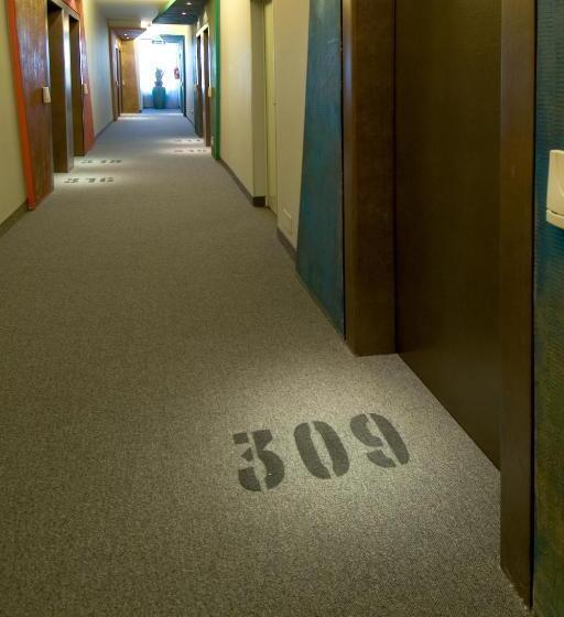 Habitació Estàndard, Al Cason