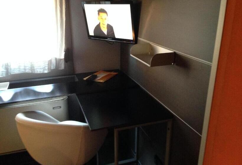 Habitació Basic, Al Cason