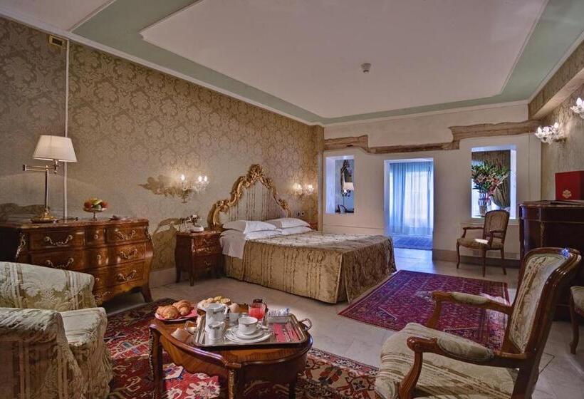 سوئیت جونیور با چشم‌انداز, Al Ponte Antico