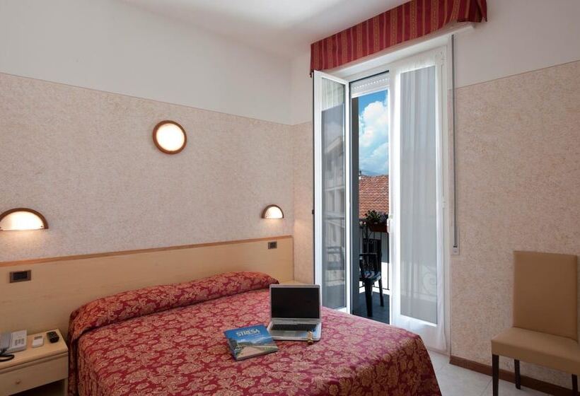 스탠다드 발코니 룸, Boston