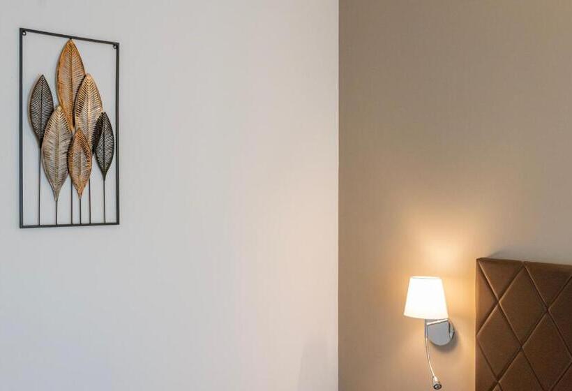 패밀리 스위트, Boston