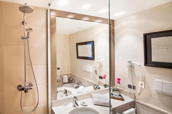 סוויטת ג'וניור, Cosmo Hotel Torri