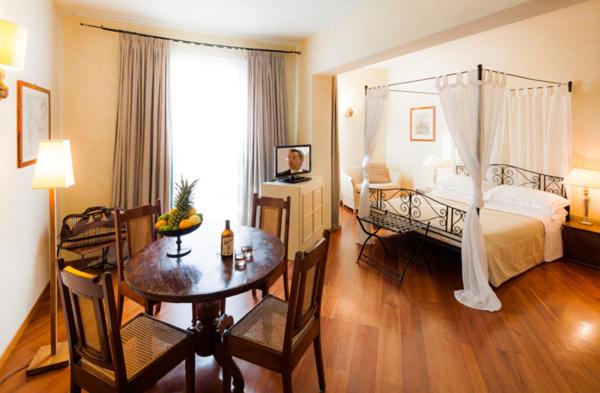 Полулюкс, Cosmo Hotel Torri