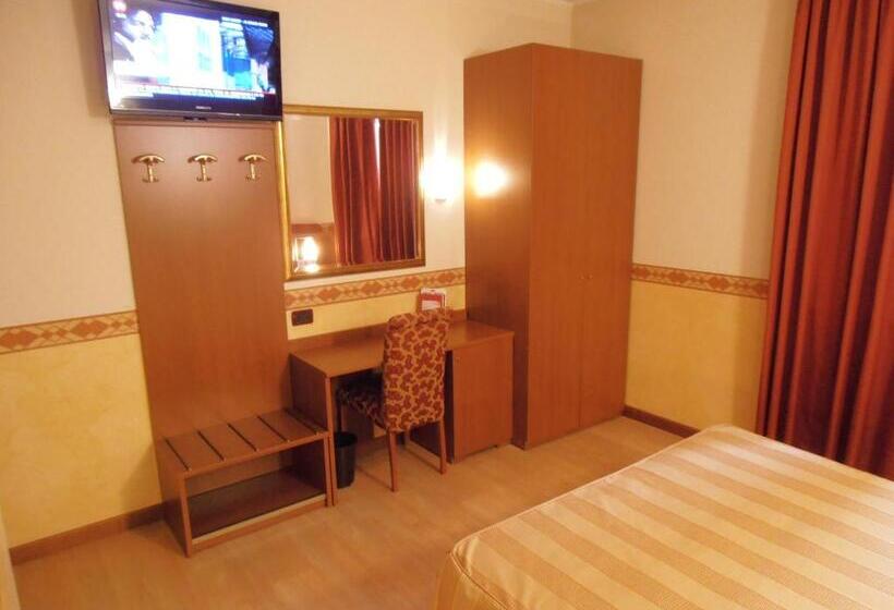 חדר סטנדרט, Felix