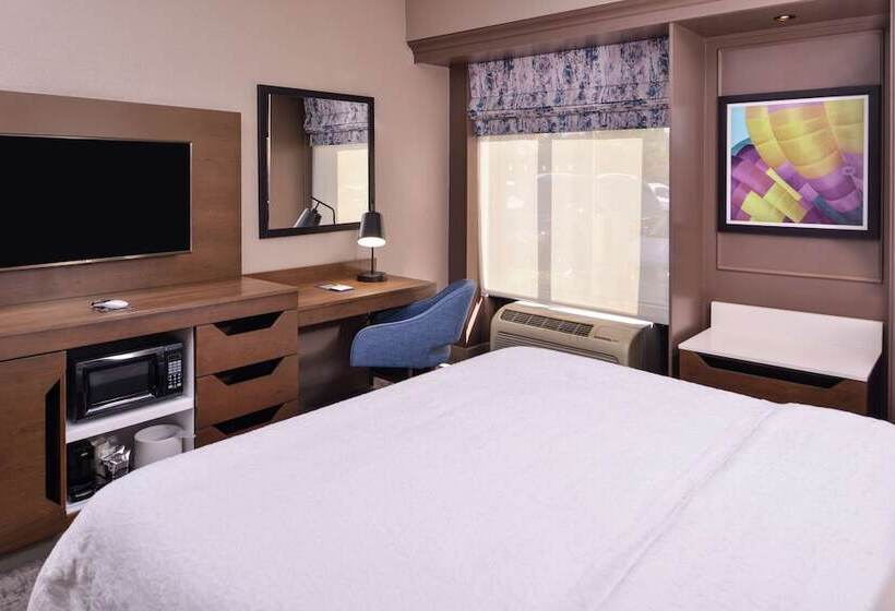 Номер Стандарт Адаптированный для Инвалидов, Hampton Inn Albuquerqueuniversity/midtown