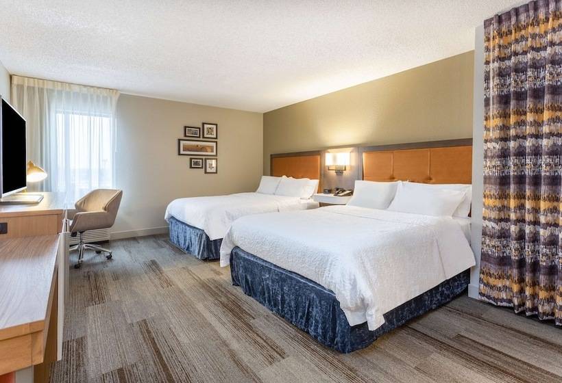 Номер Стандарт, Hampton Inn Cedar Rapids