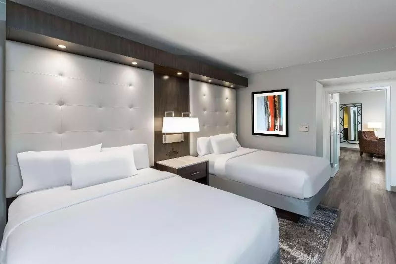 キングサイズベッドのデラックスルーム, Hampton Inn Denville / Rockaway / Parsippany