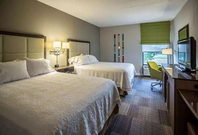 スタンダードルーム, Hampton Inn Somerset