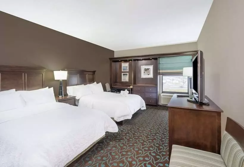 ２ダブルベッドのスタンダードルーム, Hampton Inn Terre Haute