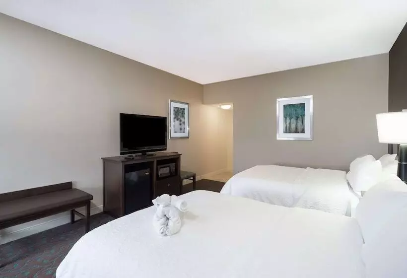 ２ダブルベッドのスタンダードルーム, Hampton Inn Terre Haute