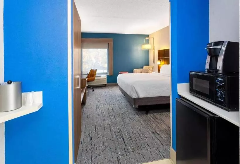 身障者適用キングサイズベッドルーム, Holiday Inn Express   New Albany