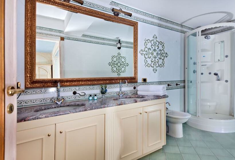 جناح مطلّ علي البحر, Il Girasole