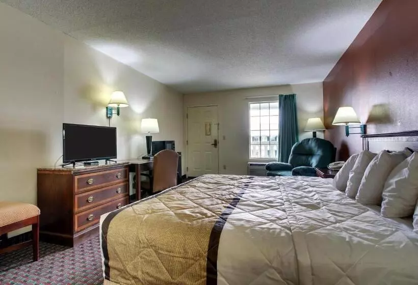 キングサイズベッドのスタンダードルーム, Key West Inn  Lafayette