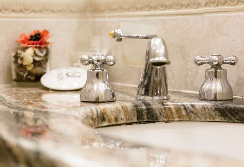 스위트, La Locanda