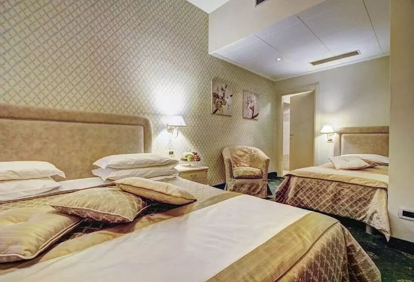 اتاق استاندارد سه نفره, La Locanda
