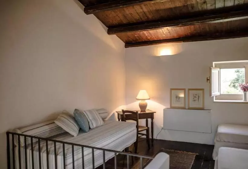 اتاق استاندارد چهار تخته, Masseria Degli Ulivi   Noto