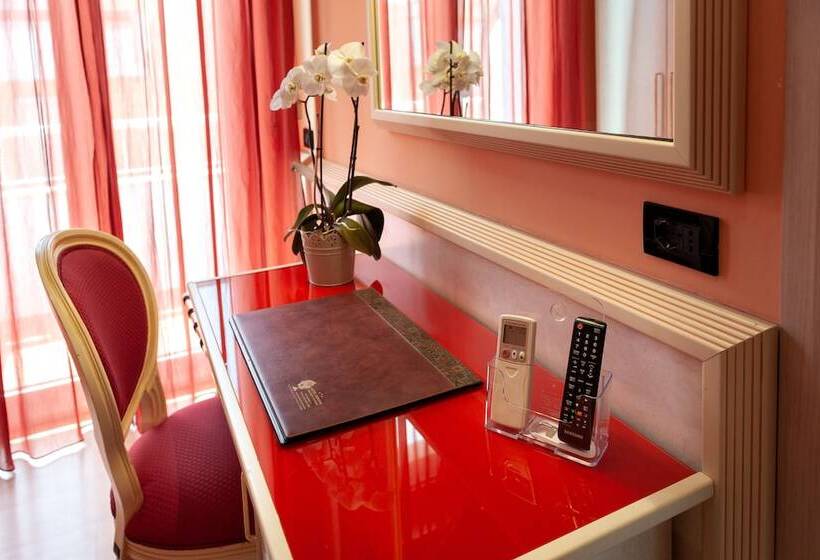 スタンダードシングルルーム, Mondial