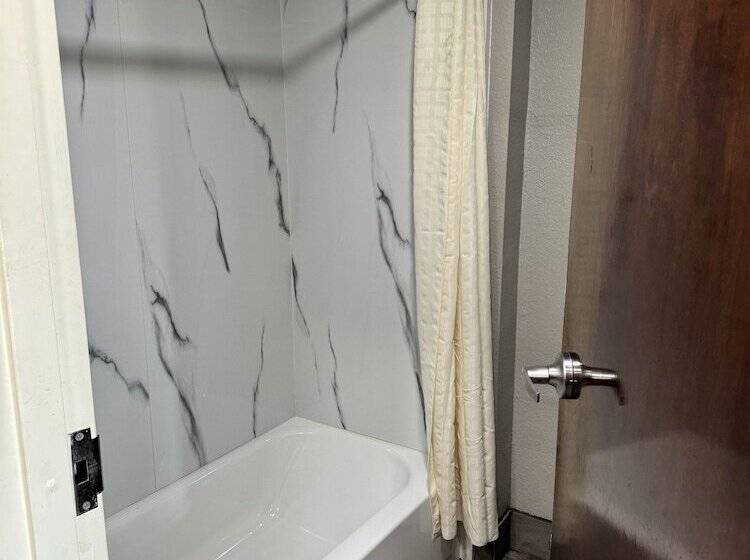 스탠다드 룸, Nola Inn & Suites