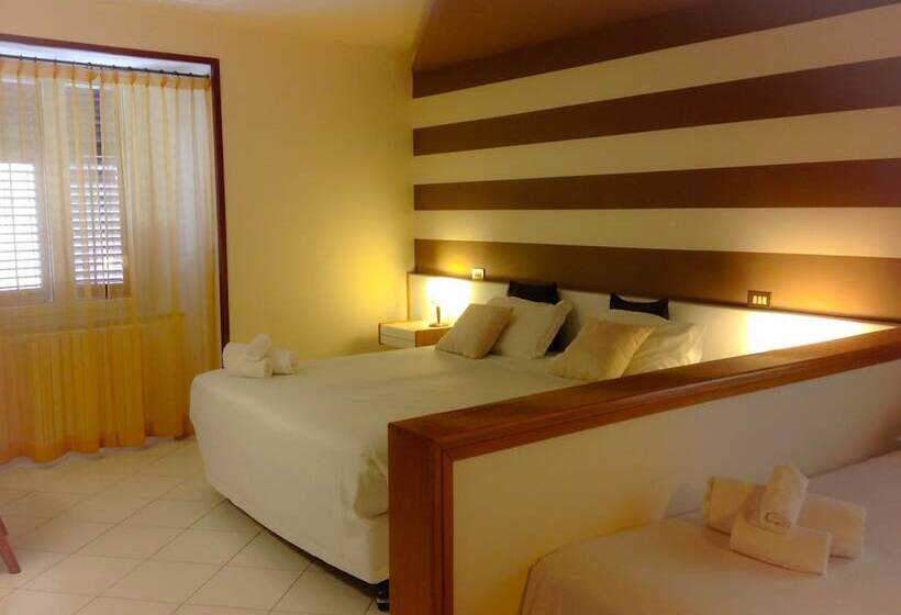 标准三人间, Posta