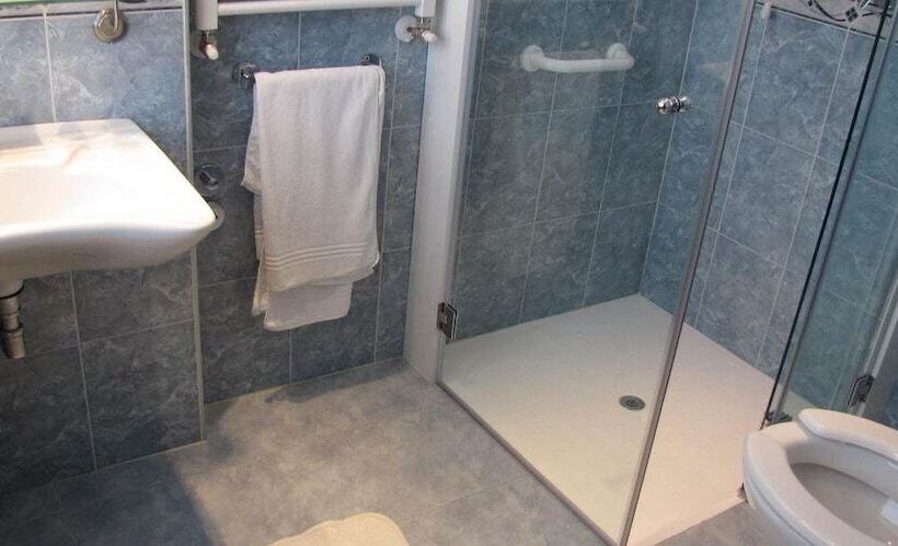 Quarto Estandar, Senza Pensieri Riccione