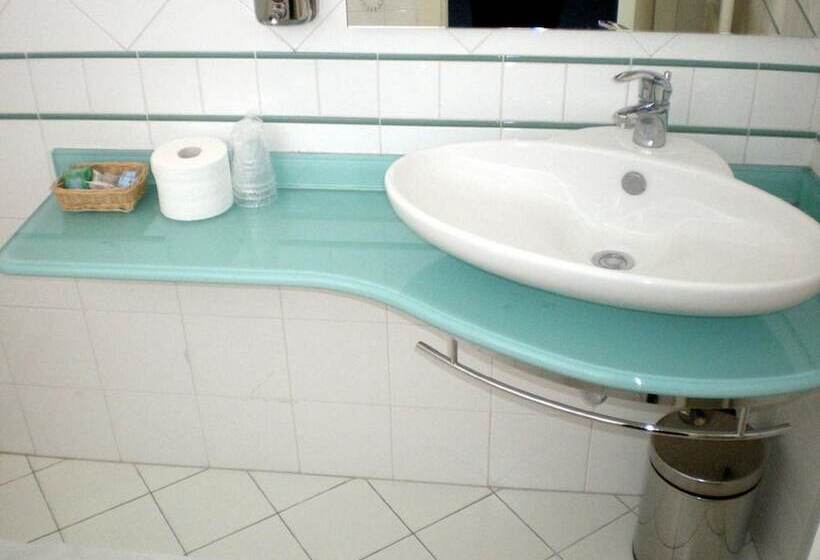 חדר סופריור, Sirena