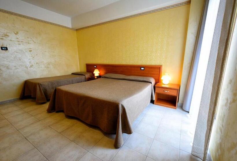 غرفة إقتصادية ثلاثية, Sport Village Hotel & Spa