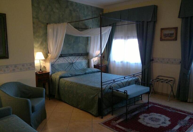 חדר סטנדרט לארבעה, Villa Ambrosina