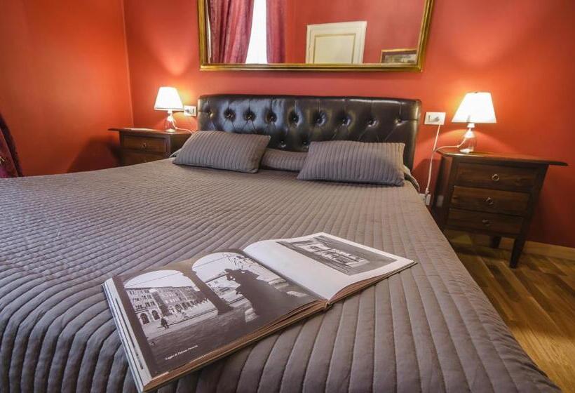 اتاق راحتی, La Bohème