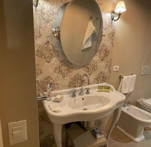 سوییت لوکس, La Bohème