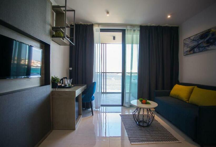 جناح ديلوكس مطل على البحر, Liberty Plaza