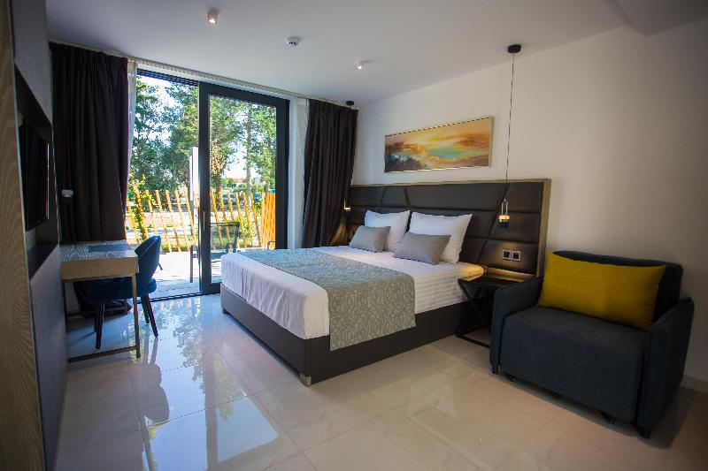 غرفة قياسية مطلة على المتنزه, Liberty Plaza