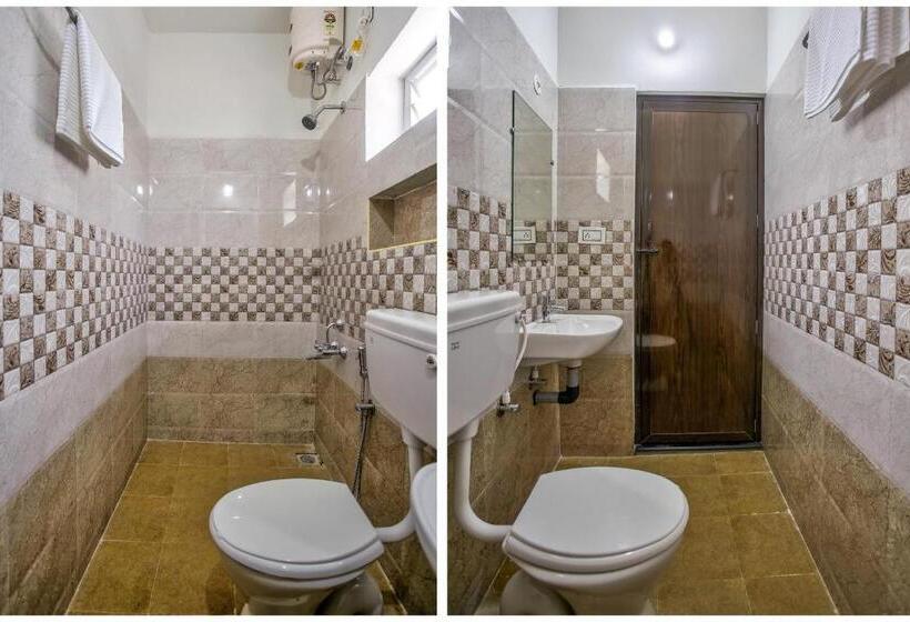 Standardrum, Oyo 35931 Leo S Home Stay