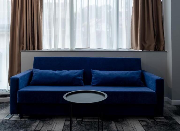 سوئیت جونیور خانوادگی, Paso