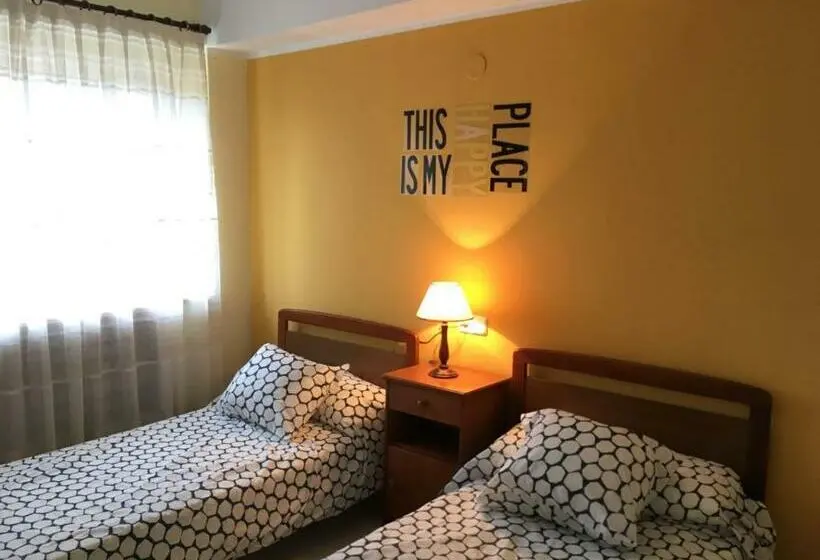 スタンダードルーム, Albergue Internacional De Llanes