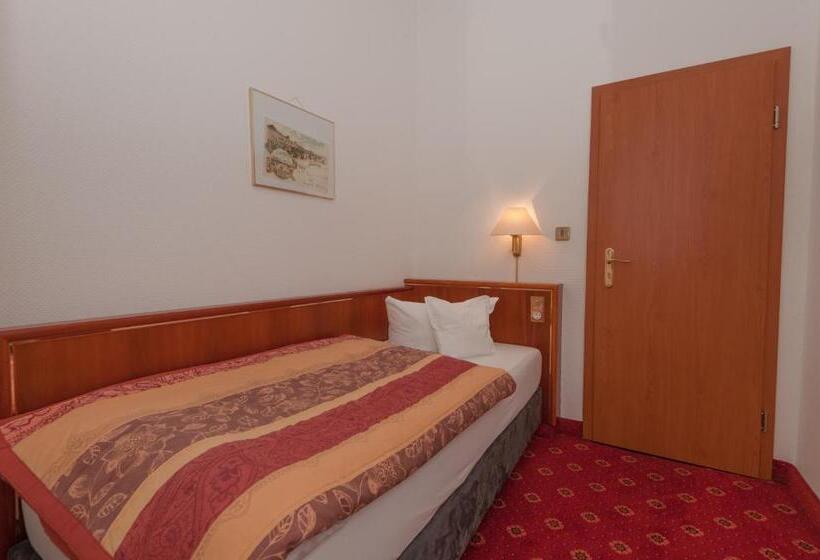 Трехместный Номер Комфорт, Inselhotel Ihnken