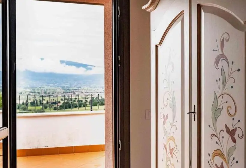 キングサイズベッドのスタンダードルーム, La Dolce Vista Bed&breakfast
