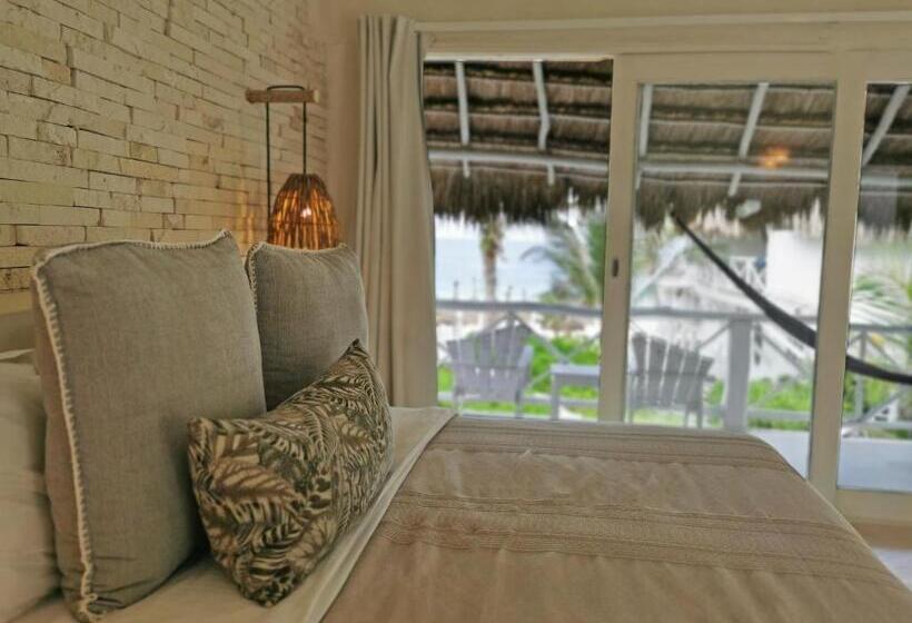 اتاق استاندارد با چشمانداز دریا, Coco Unlimited