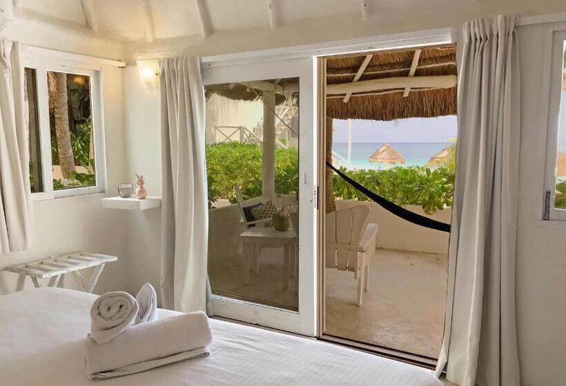 اتاق لوکس با چشمانداز دریا, Coco Unlimited