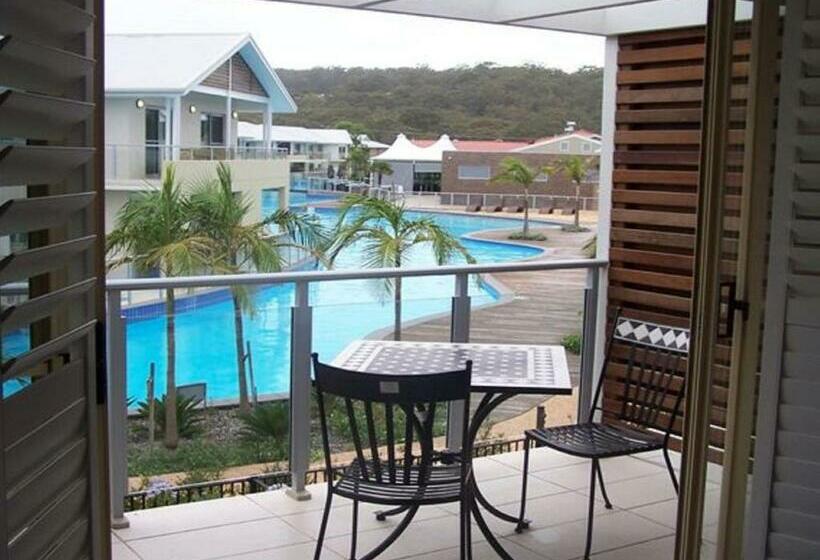 דירת חדר, Pacific Blue 505 265 Sandy Point Road