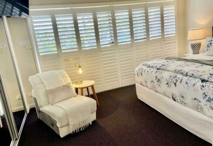 דירת חדר, Pacific Blue 505 265 Sandy Point Road