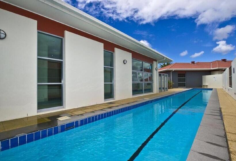 דירת חדר, Pacific Blue 505 265 Sandy Point Road