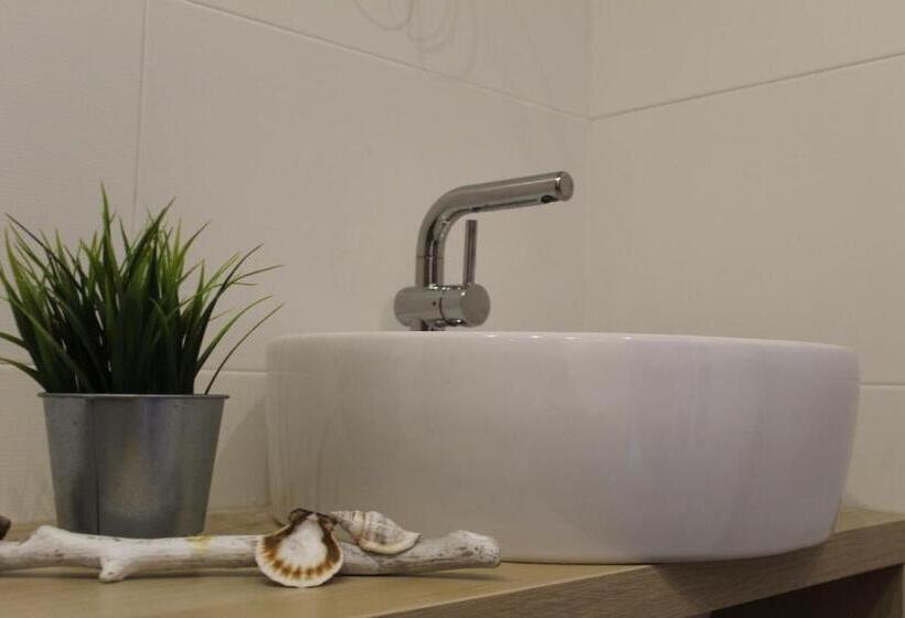 اتاق استاندارد یک نفره, Bilbao Place