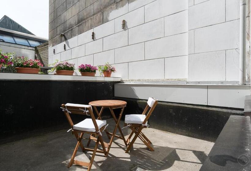 סוויטה, Artis Plantage Apartment