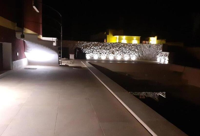 标准房带园景, Di Luna E Di Sole