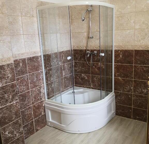 Huoneisto 1 Makuuhuone Pohjakerros, Thomas Panzió