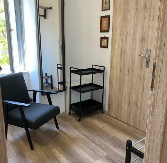 Habitación Estàndard Individual, Blahas