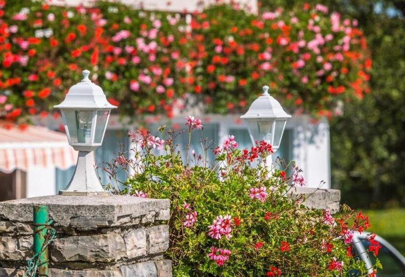 اتاق لوکس, Apartments And Rooms With Parking Space Jezerce, Plitvice   17768