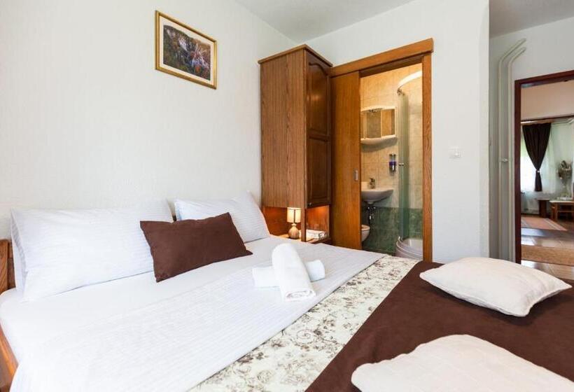 חדר דלוקס, Apartments And Rooms With Parking Space Jezerce, Plitvice   17768